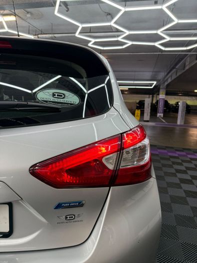 Nissan Pulsar 2015