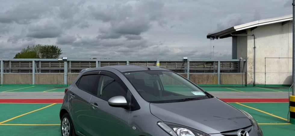 Mazda Demio 2012