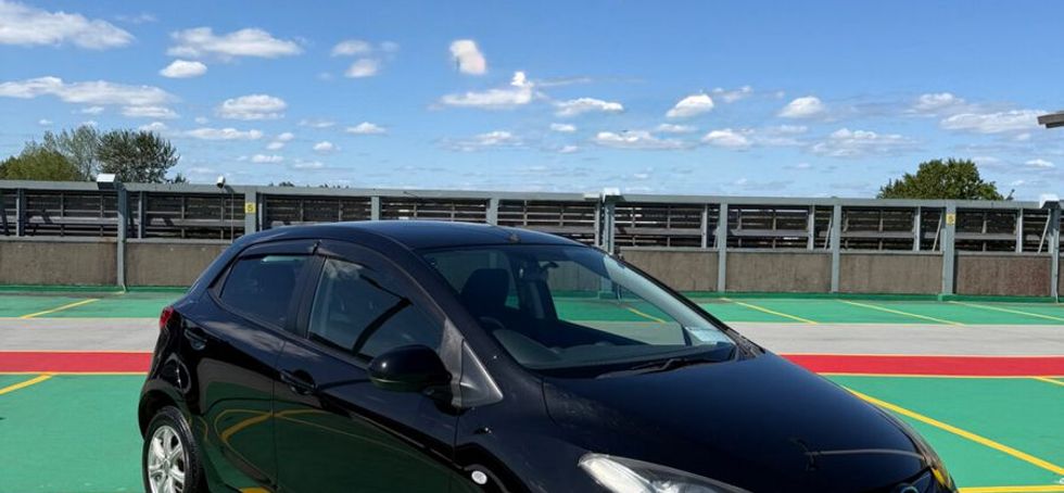 Mazda Demio 2012