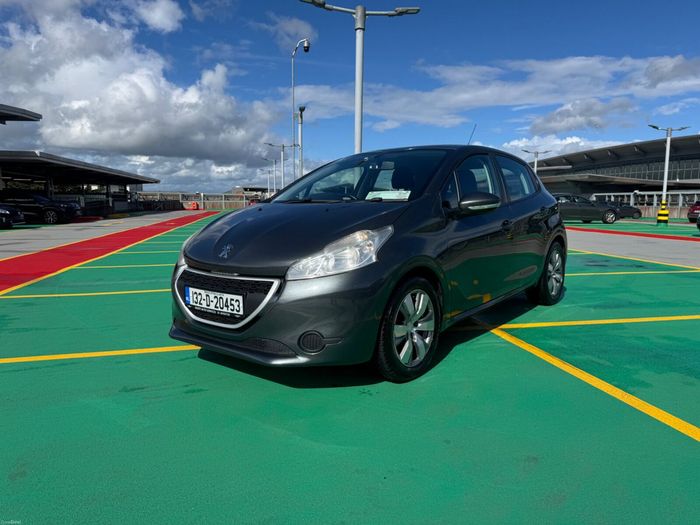 Peugeot 208 2013