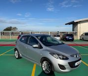 Mazda 2 2011