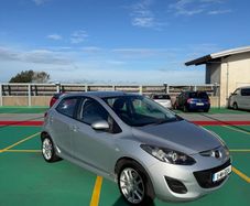 Mazda 2 2011