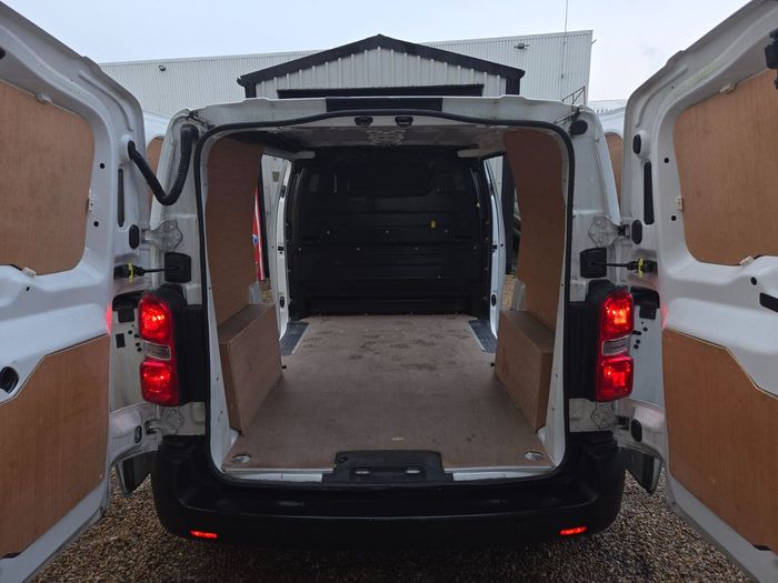 Opel Vivaro 2020