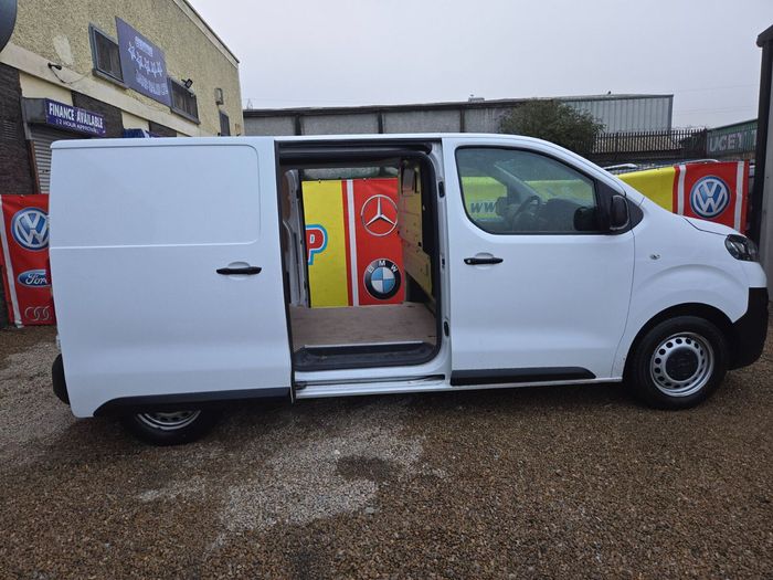 Opel Vivaro 2020