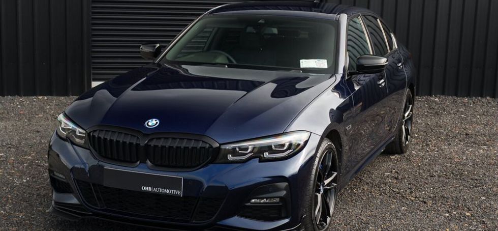 BMW 3 Series 2022