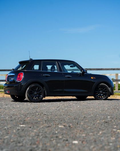 MINI One 2016