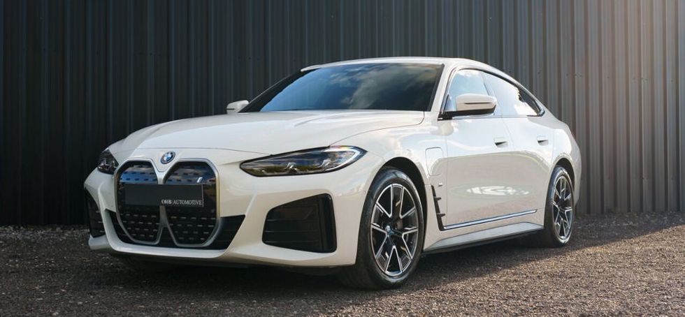 BMW i4 2023