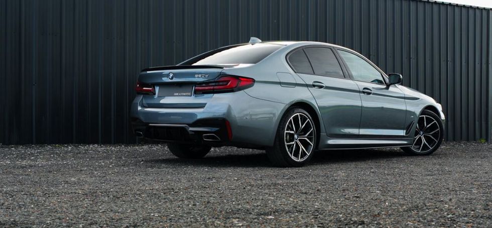 BMW 5 Series 2021