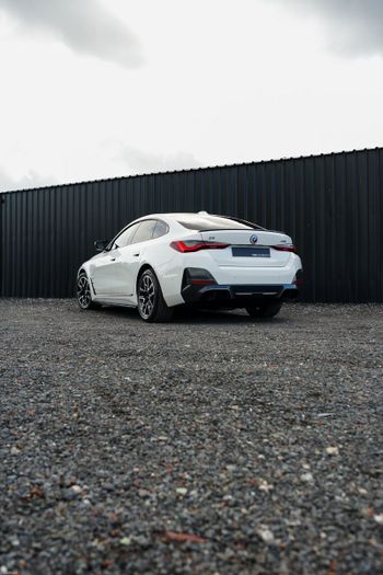 BMW i4 2023