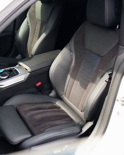 BMW i4 2023