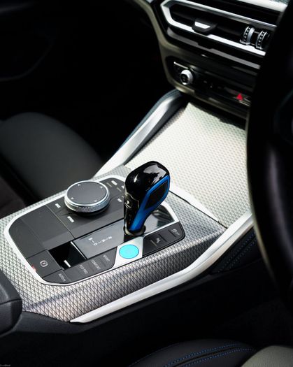 BMW i4 2023
