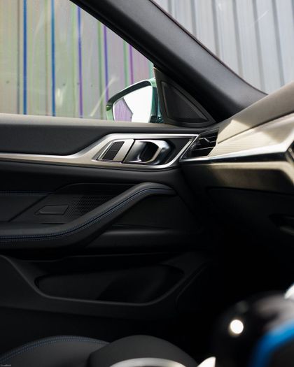 BMW i4 2023