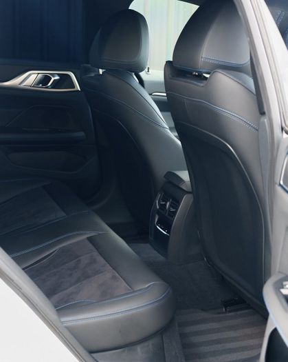 BMW i4 2023