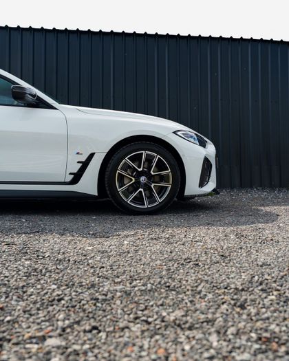 BMW i4 2023