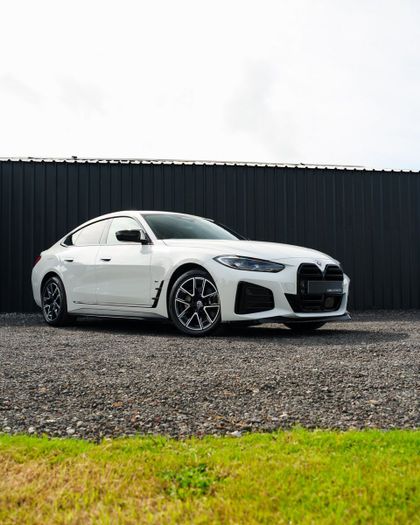 BMW i4 2023
