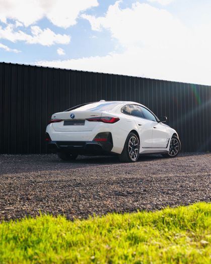 BMW i4 2023