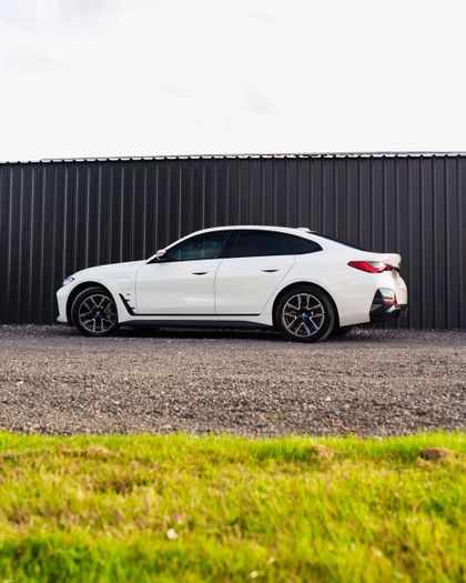 BMW i4 2023