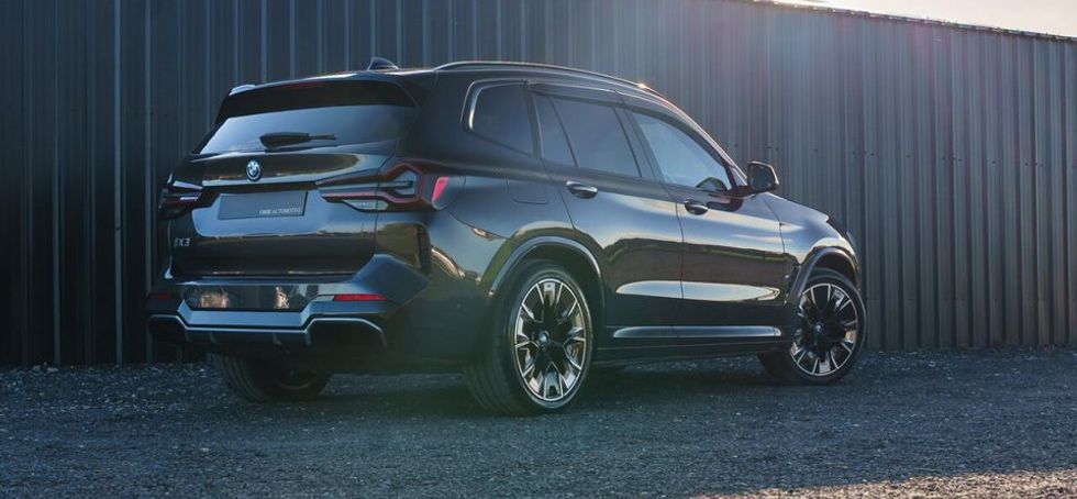 BMW iX3 2022