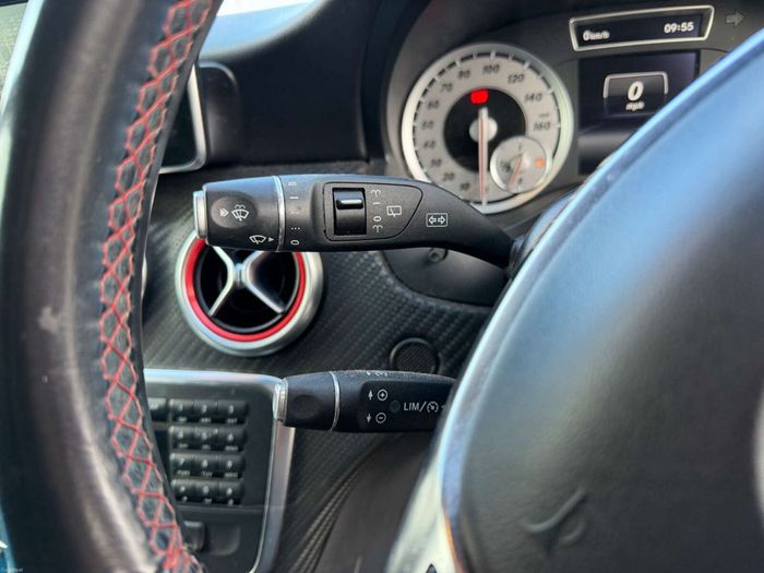 Mercedes-Benz A-Class 2015