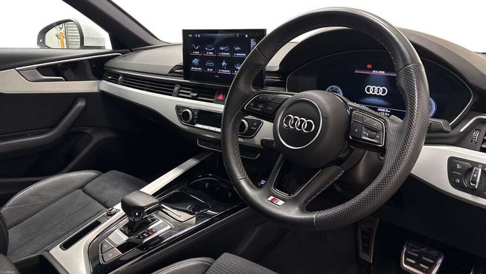 Audi A4 2023