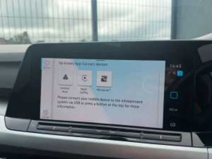 Volkswagen Golf 2021