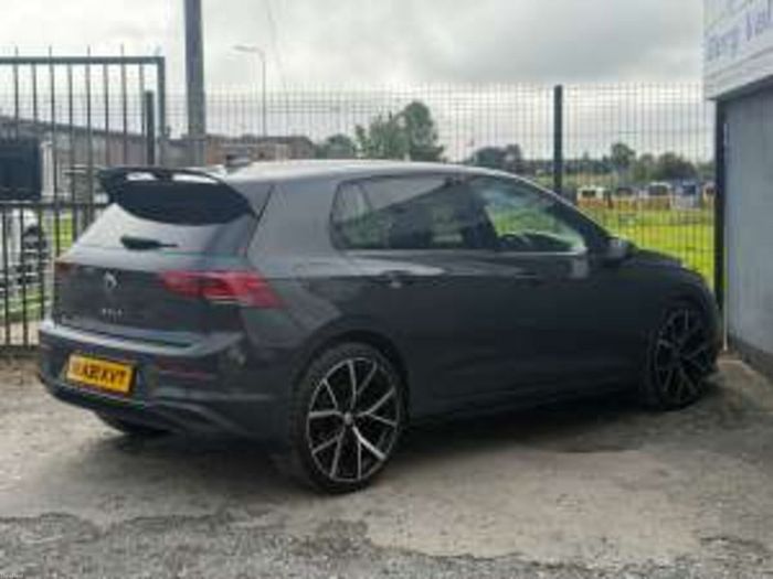 Volkswagen Golf 2021