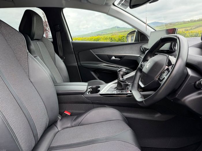 Peugeot 3008 2022