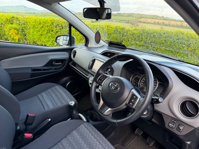 Toyota Yaris 2016