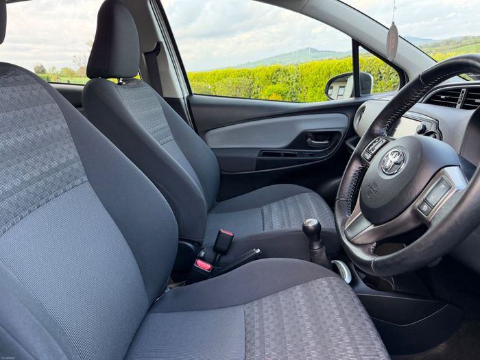 Toyota Yaris 2016