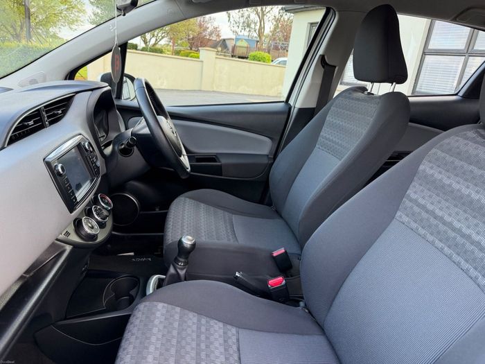 Toyota Yaris 2016