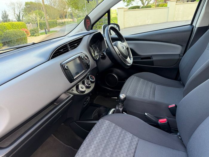 Toyota Yaris 2016