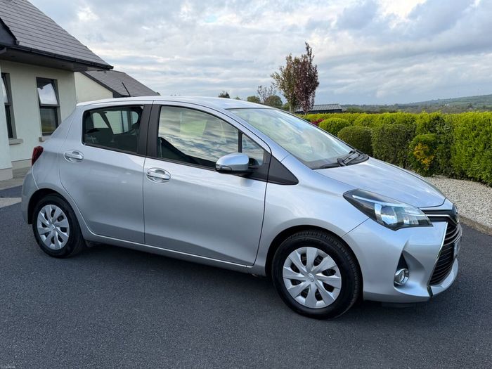 Toyota Yaris 2016