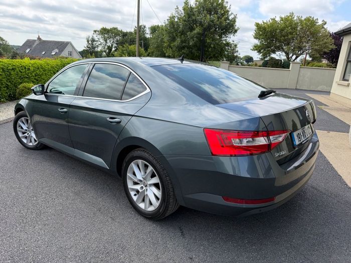 Skoda Superb 2019