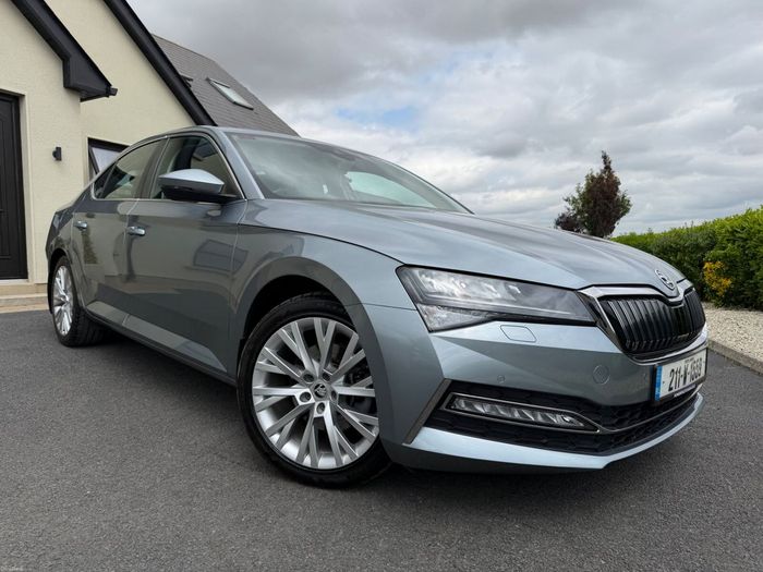 Skoda Superb 2021