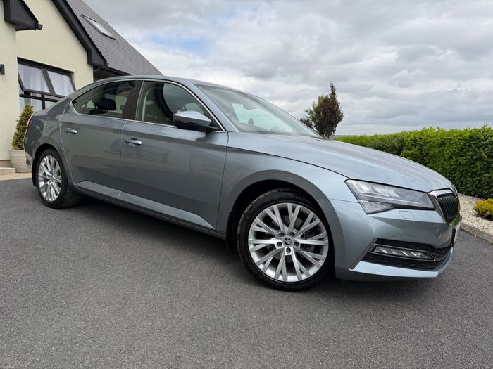 Skoda Superb 2021
