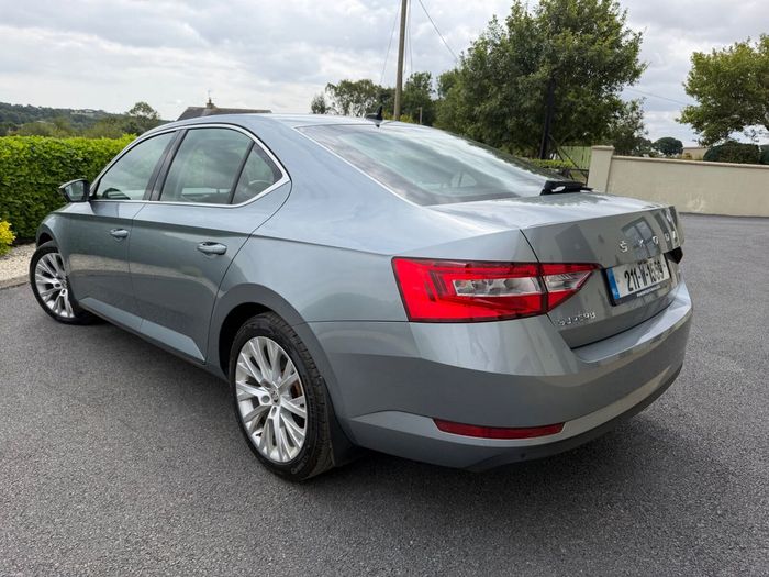 Skoda Superb 2021