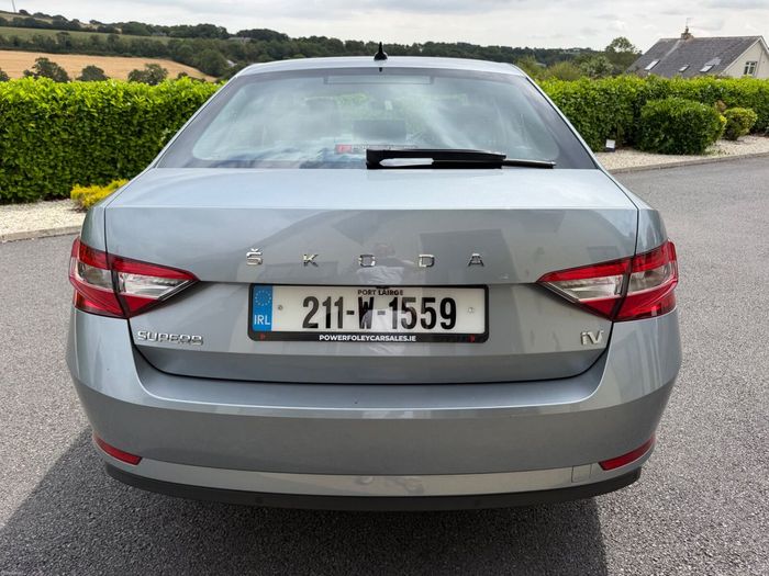 Skoda Superb 2021