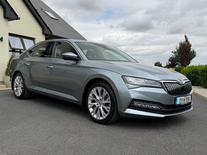 Skoda Superb 2021