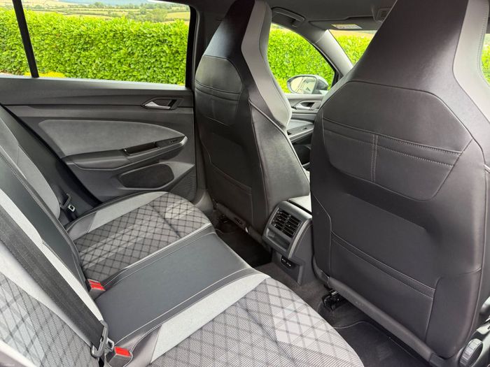 Volkswagen Golf 2022