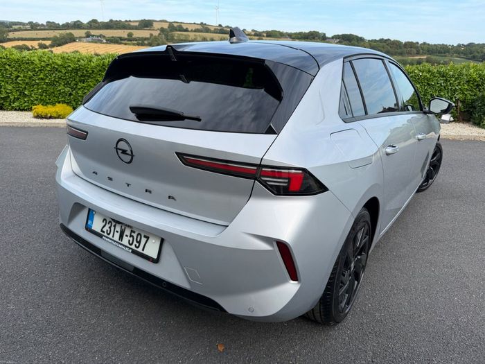 Opel Astra 2023