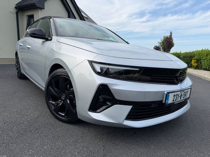 Opel Astra 2023