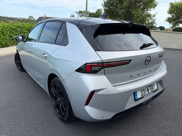 Opel Astra 2023