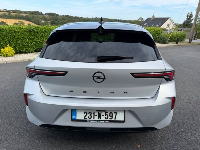 Opel Astra 2023