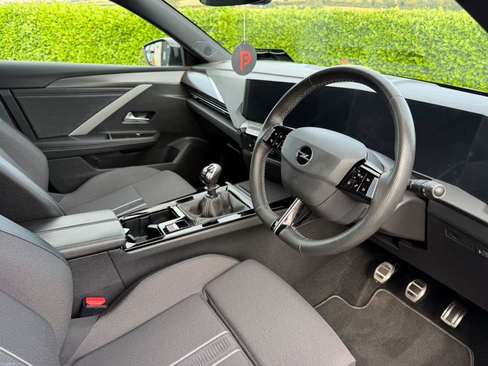 Opel Astra 2023