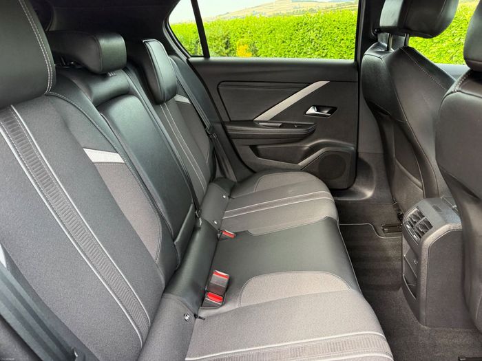 Opel Astra 2023