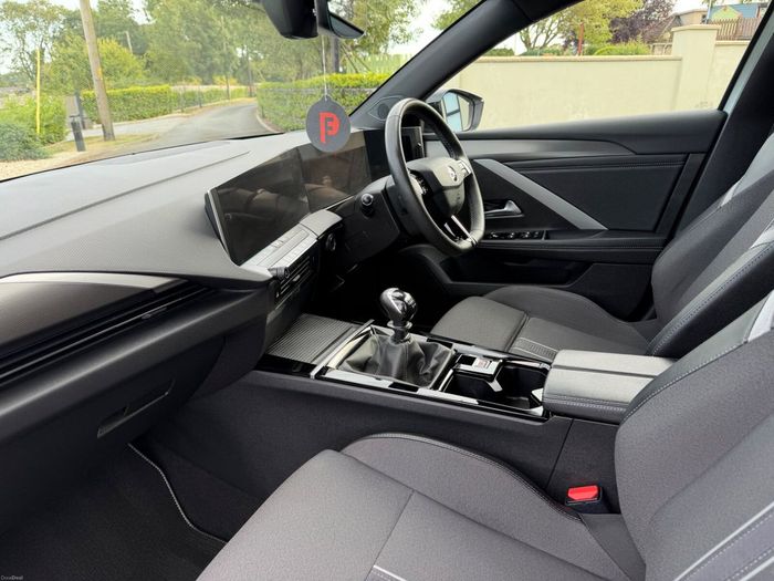 Opel Astra 2023