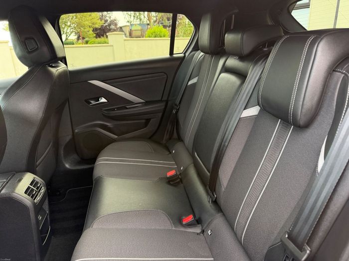 Opel Astra 2023