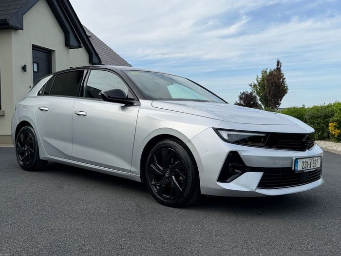 Opel Astra 2023