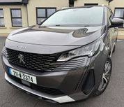 Peugeot 5008 2021