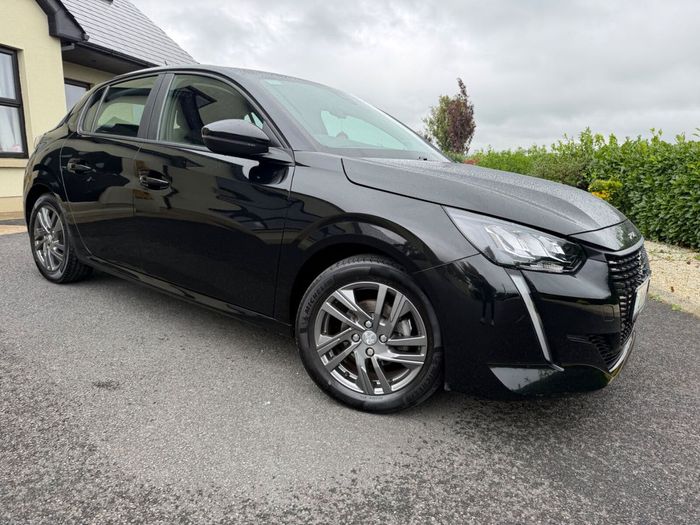 Peugeot 208 2021